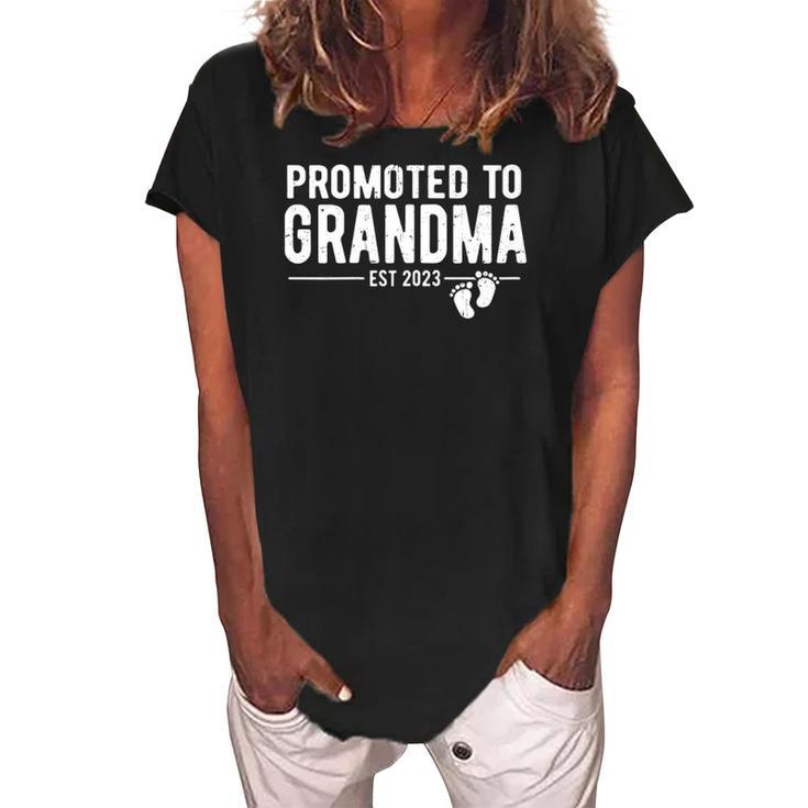 Womens Promoted To Grandma 2023 Soon To Be Grandmother 2023 New Grandma Women's Loosen Crew Neck Short Sleeve T-Shirt