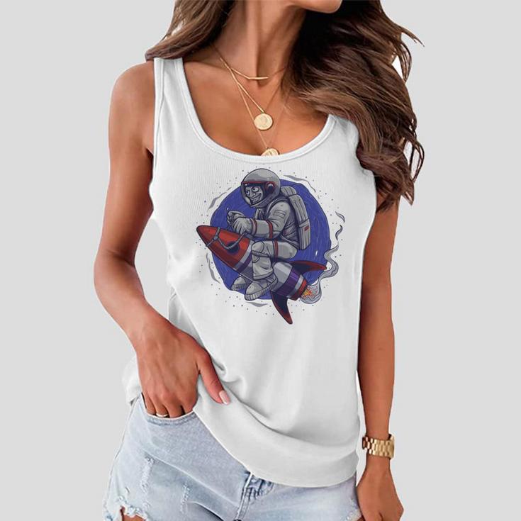 Funny Astronaut Monkey V4 Women Flowy Tank