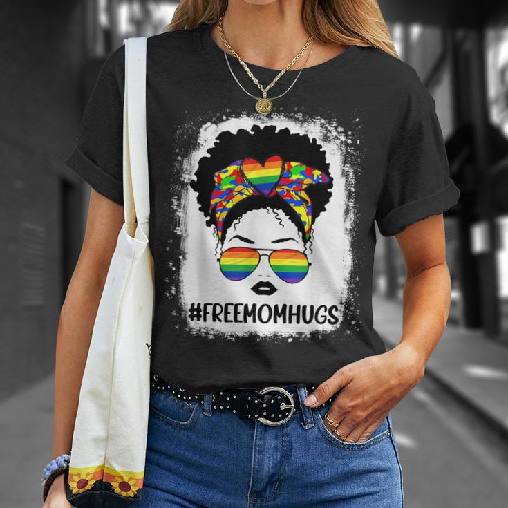 Black Womens Free Mom Hugs Messy Bun Lgbt Pride Rainbow Unisex T-Shirt Gifts for Her