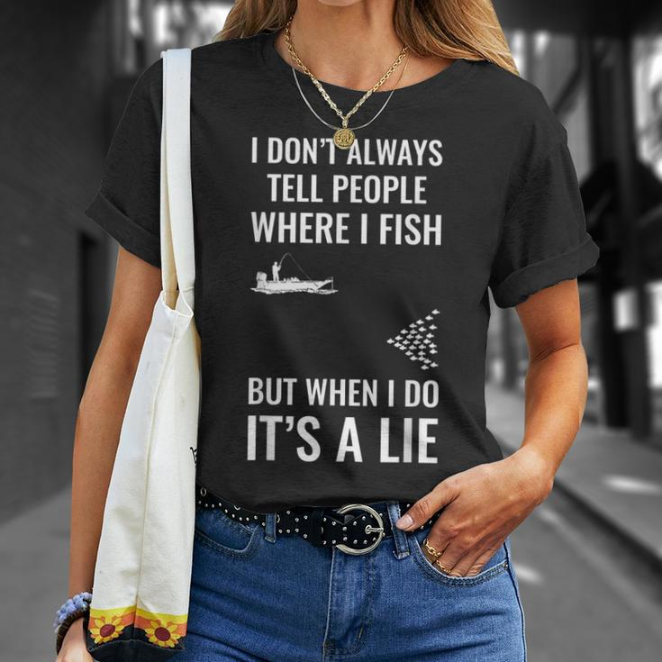 Fisherman Humor Saying Fishing Clothes Fishing T-shirt Gifts for Her