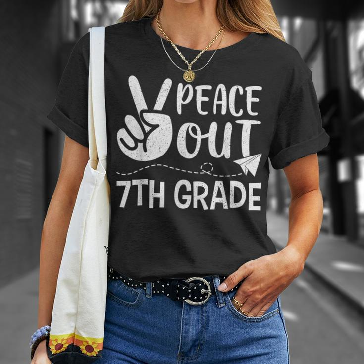 Happy Last Day Of School Retro Peace Out 7Th Grade Unisex T-Shirt Gifts for Her