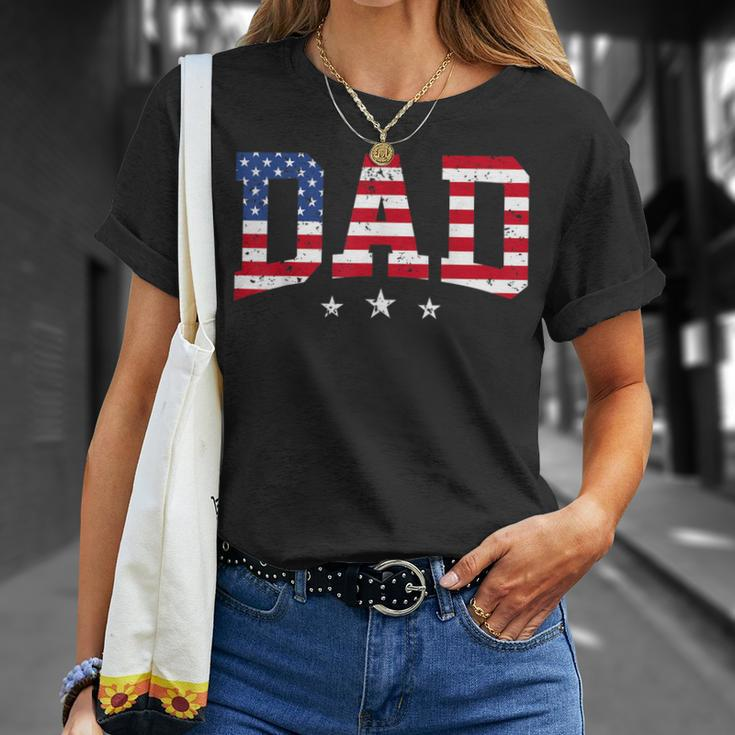 Mens Vintage Dad Fathers Day American Flag Usa Dad 4Th Of July Unisex T-Shirt Gifts for Her