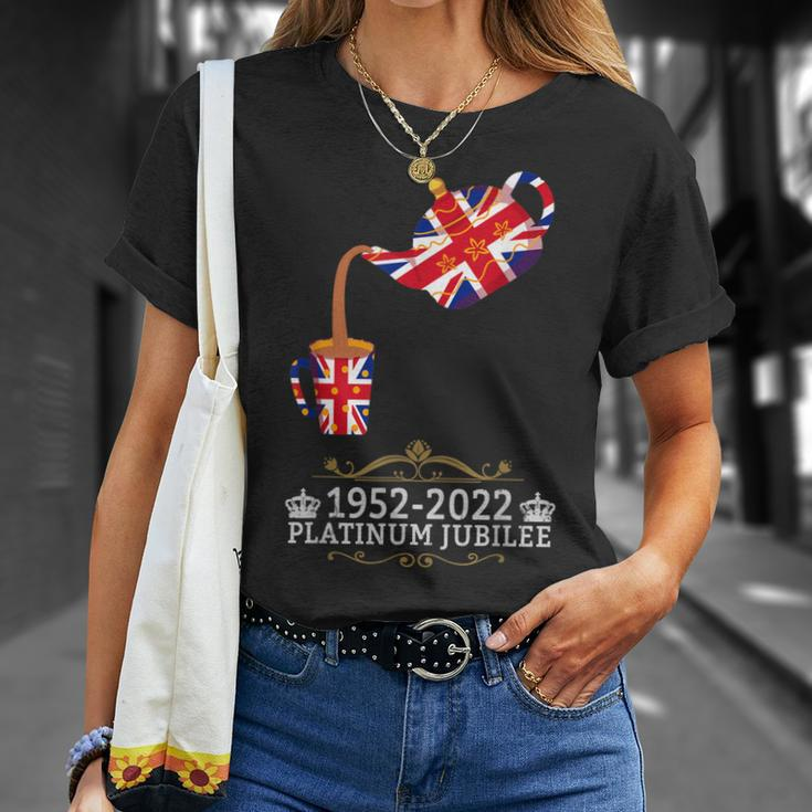 Platinum Jubilee 2022 Union Jack For Kids & Jubilee Teapot Unisex T-Shirt Gifts for Her
