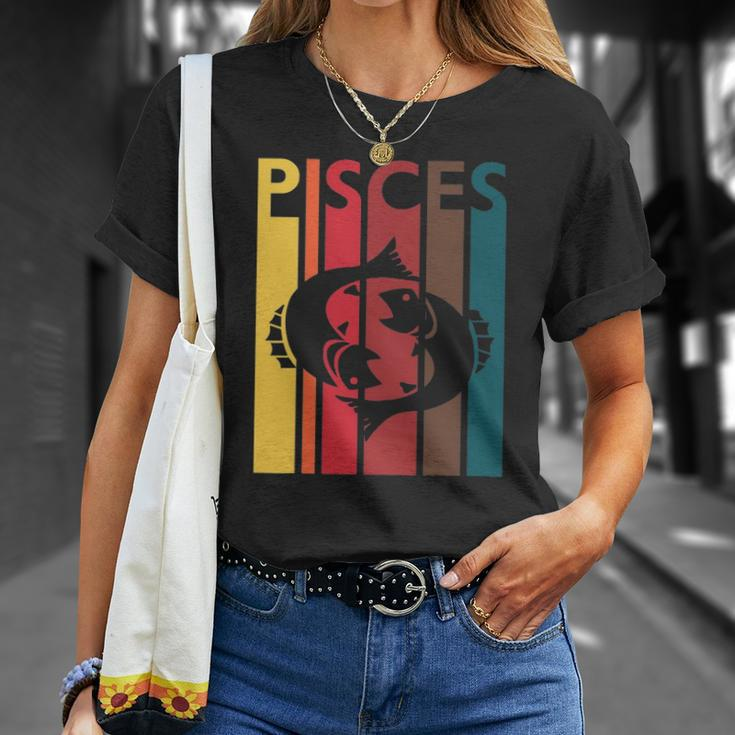 Retro Pisces Zodiac Sign February March Birthday Gift Pisces Unisex T-Shirt Gifts for Her