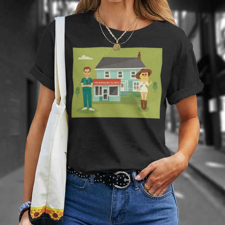 Vet Clinic 386 Trending Shirt Unisex T-Shirt Gifts for Her