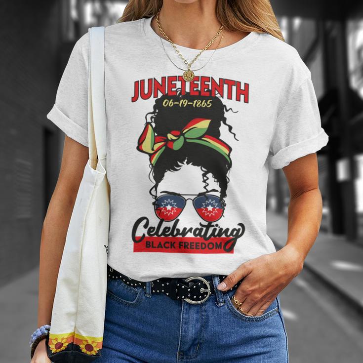 Free-Ish Juneteenth Celebrate Black Freedom Free-Ish 1865 Messy Bun Afro Mom Unisex T-Shirt Gifts for Her