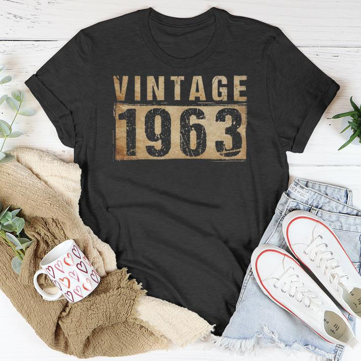 59 Years Old Vintage 1963 59Th Birthday Decoration Men Women Unisex T-Shirt Unique Gifts