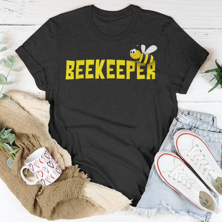 Bee Bee Bee Keeper Beekeeper Funny Cute Beekeeping Unisex T-Shirt Unique Gifts
