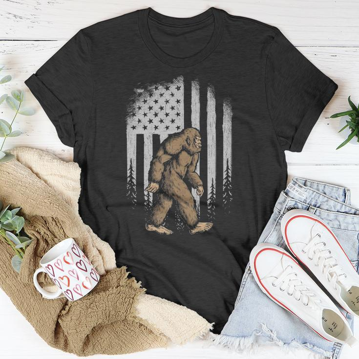 Bigfoot American Flag 4Th Of July Retro Vintage Sasquatch Unisex T-Shirt Unique Gifts