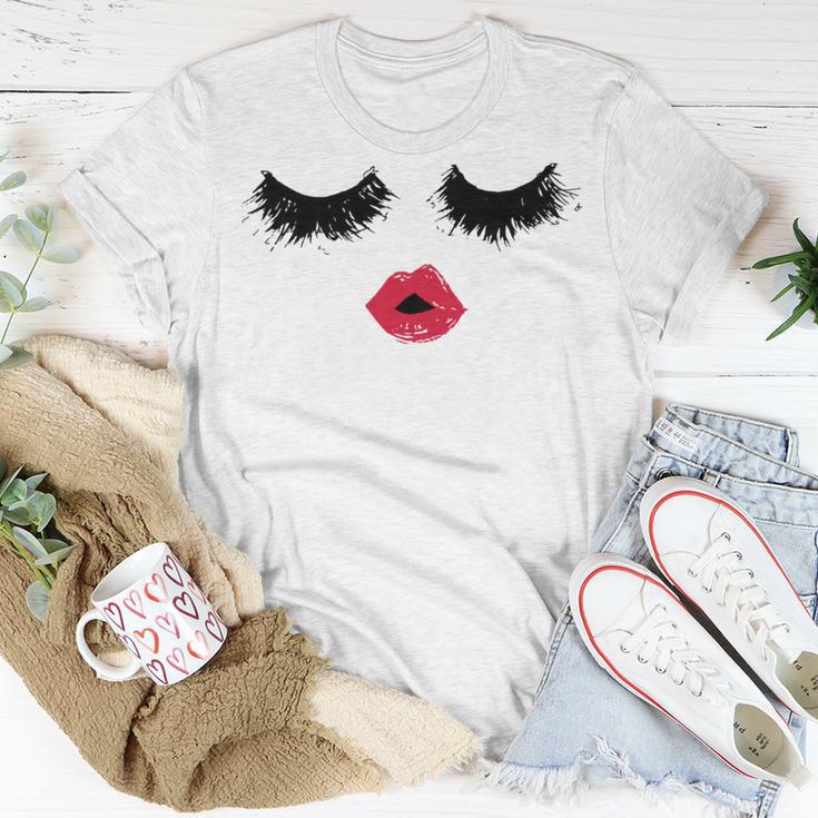 Black Eyelashes Red Lips Mother Day Gift Birthday Holiday Christmas Unisex T-Shirt Funny Gifts