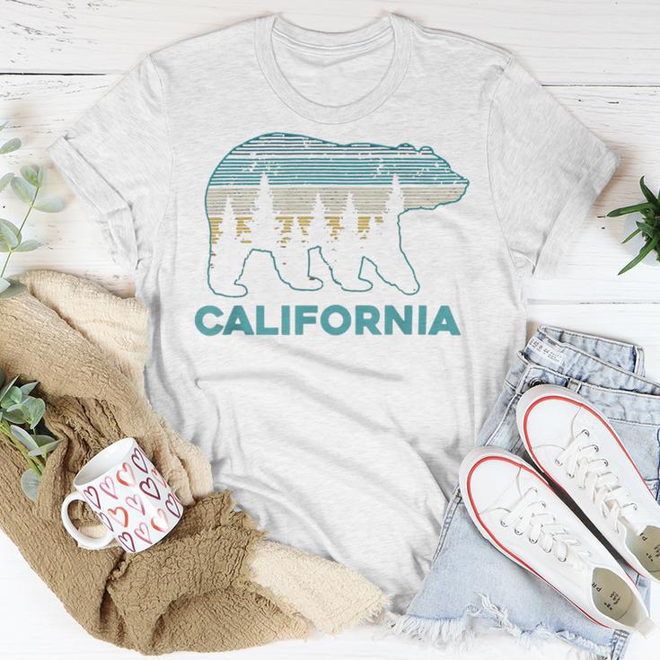 California Bear Vintage Retro Nature Hiking Souvenir 465 Trending Shirt Unisex T-Shirt Funny Gifts