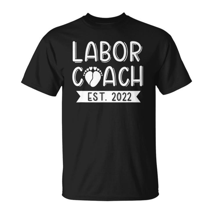 Daddy Labor Coach Est 2022 Baby Announcement Dad To Be Unisex T-Shirt