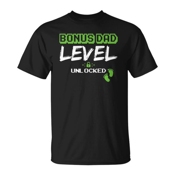 Gaming Bonus Dad Level Unlocked Leveled Up Daddy Video Game Unisex T-Shirt