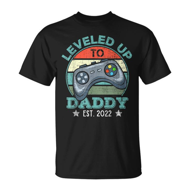 Leveled Up To Daddy 2022 Video Gamer Soon To Be Dad 2022  Unisex T-Shirt