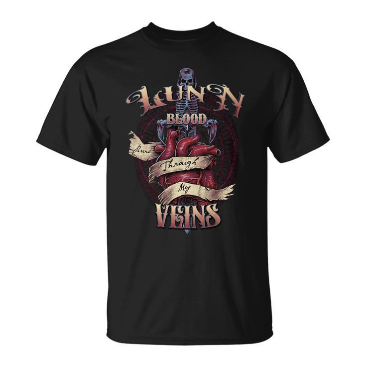 Lunn Blood Runs Through My Veins Name Unisex T-Shirt