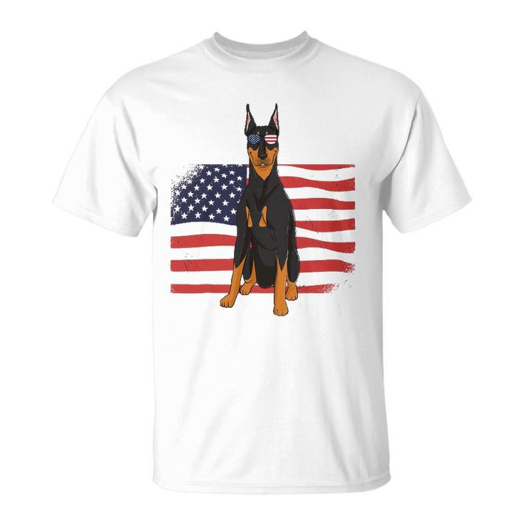 Doberman Dad & Mom American Flag 4Th Of July Usa Funny Dog Unisex T-Shirt