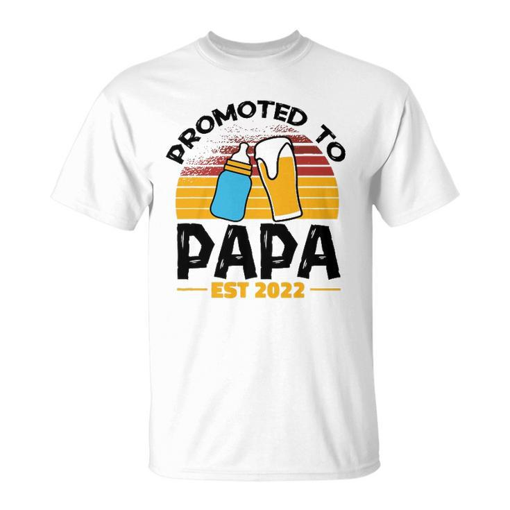 Mens First Time Grandpa Promoted To Papa 2022 Ver2 Unisex T-Shirt