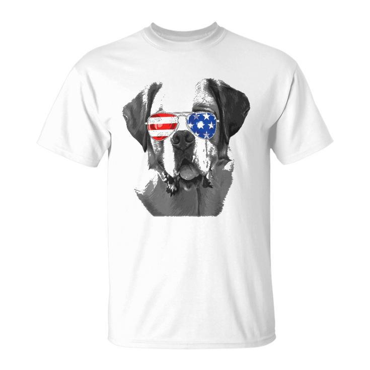 Saint Bernard Dog Sunglasses Flag American 4Th Of July Funny Unisex T-Shirt