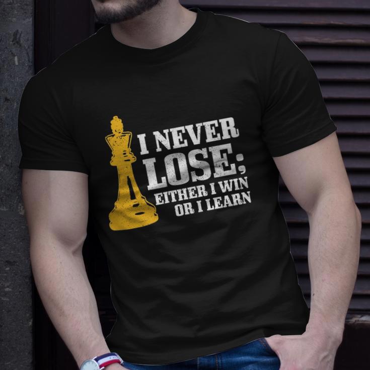 I never lose either I win or I learn - chess player T-Shirt