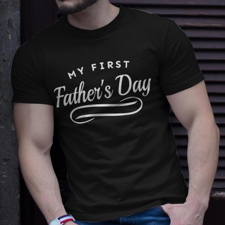 Happy First Fathers Day - New Dad Gift Unisex T-Shirt Gifts for Him