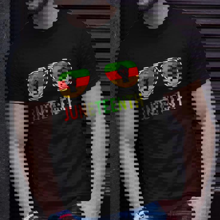 Juneteenth Sunglasses Black Pride Flag Fists Men Women Unisex T-Shirt Gifts for Him