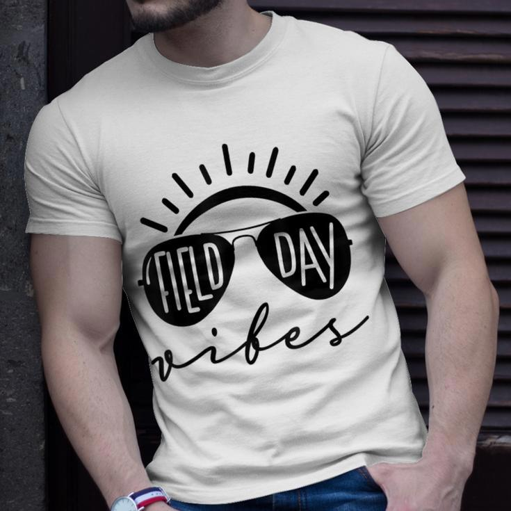 School Field Day Teacher Im Just Here For Field Day Unisex T-Shirt Gifts for Him