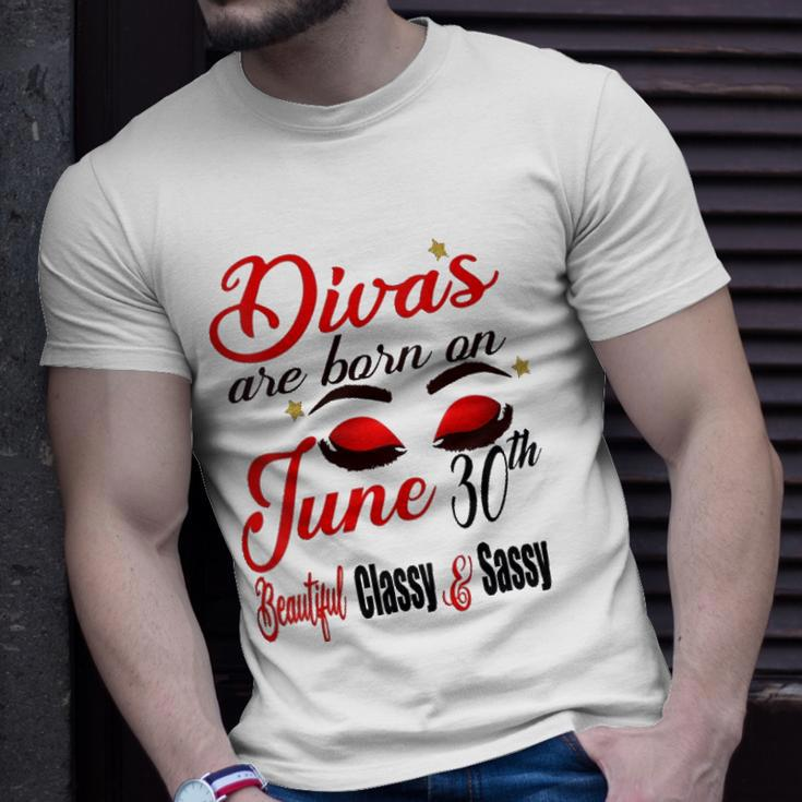 Womens Divas Are Born On June 30Th Cancer Girl Astrology June Queen V Neck Unisex T-Shirt Gifts for Him
