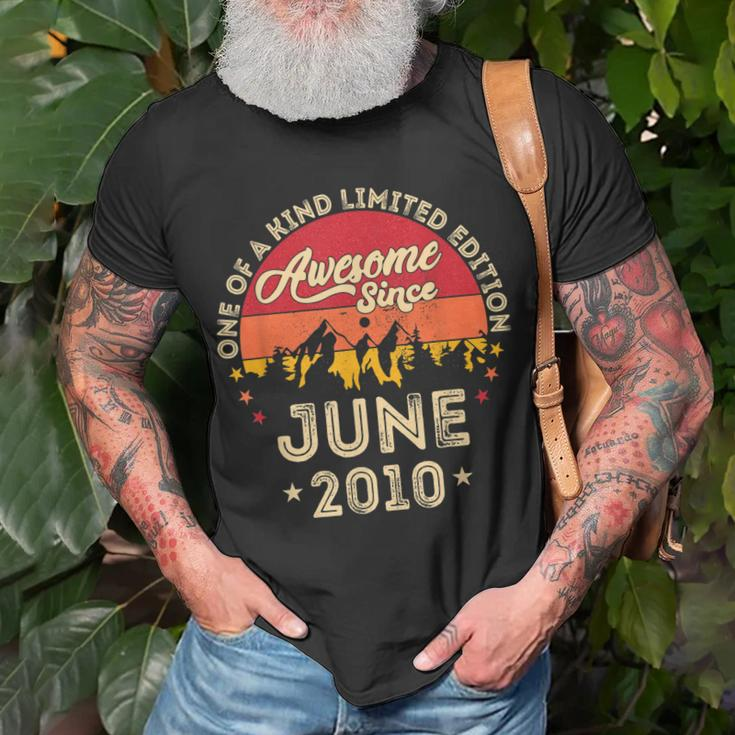 Awesome Since June 2010 Vintage 12Th Birthday V2 Unisex T-Shirt Gifts for Old Men