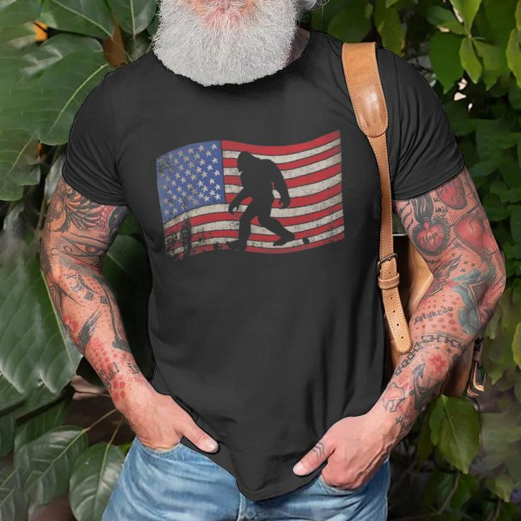 Bigfoot American Flag Sasquatch 4Th July Gift Unisex T-Shirt Gifts for Old Men