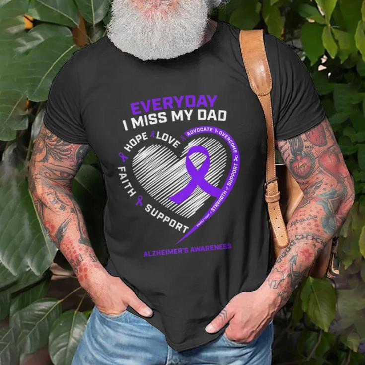 In Memory Dad Purple Alzheimers Awareness Unisex T-Shirt Gifts for Old Men