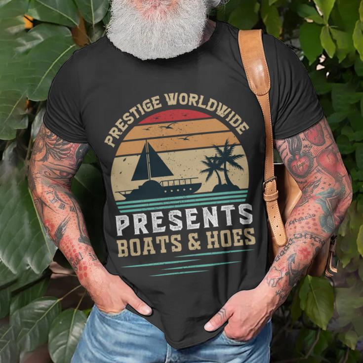 Prestigeworldwide Presentsboats Andhoes Vintage Funny Boating Boating Gifts Unisex T-Shirt Gifts for Old Men