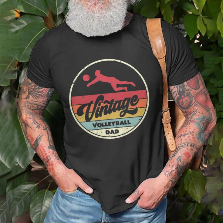 Vintage Volleyball Dad Retro Style Unisex T-Shirt Gifts for Old Men