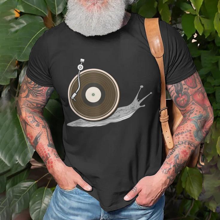 Vinyl Snail Vinyl Records Dj Vinyl Slug Lp Collector 155 Trending Shirt Unisex T-Shirt Gifts for Old Men