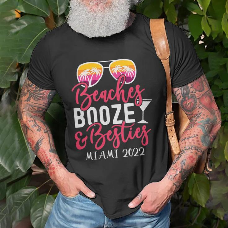 Womens Girls Weekend Girls Trip Miami 2022 Beaches Booze & Besties Unisex T-Shirt Gifts for Old Men