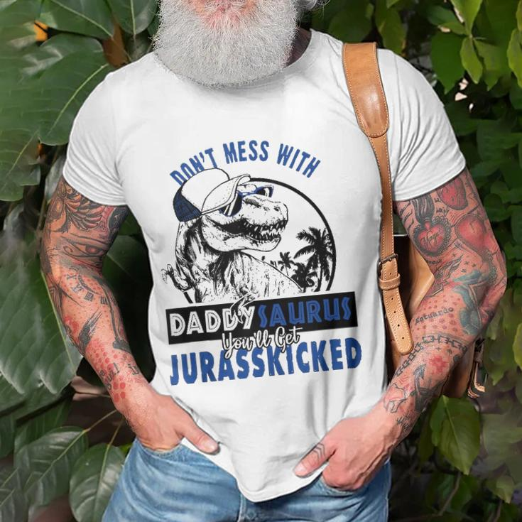 Daddysaurus Dad Husband Fathers Day Gift Matching Dinosaur Unisex T-Shirt Gifts for Old Men
