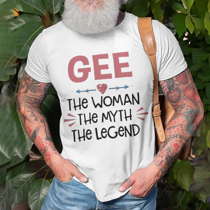 Gee Grandma Gee The Woman The Myth The Legend T-Shirt Gifts for Old Men