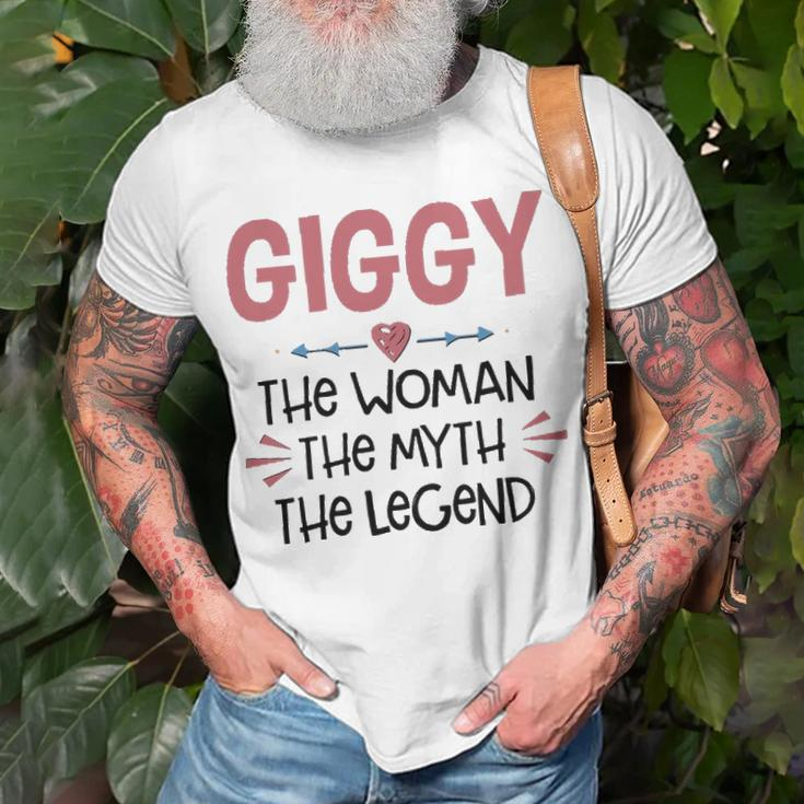 Giggy Grandma Giggy The Woman The Myth The Legend T-Shirt Gifts for Old Men