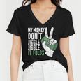 My Money Dont Jiggle Jiggle It Folds Funny Meme Women V-Neck T-Shirt