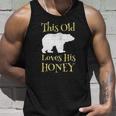 Mens Papa Bear Fathers Day This Old Bear Loves His Honey Tank Top Gifts for Him