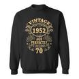 Vintage 1952 The Man Myth Legend 70 Year Old Birthday Gifts Sweatshirt