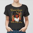 Womens Gemini Queens Are Born In May 21 - June 21 Birthday Women T-shirt