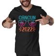 Family Vacation 2022 Cancun Men V-Neck Tshirt