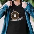 Vinyl Snail Vinyl Records Dj Vinyl Slug Lp Collector 155 Trending Shirt Men V-Neck Tshirt