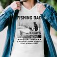 Fishing Dad Knows Everything Old Man Men V-Neck Tshirt