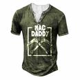 Mac Daddy Anesthesia Laryngoscope For Anaesthesiology Men's Henley T-Shirt Green