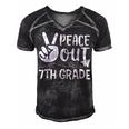 Happy Last Day Of School Retro Peace Out 7Th Grade Men's Short Sleeve V-neck 3D Print Retro Tshirt Black