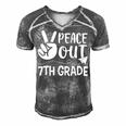 Happy Last Day Of School Retro Peace Out 7Th Grade Men's Short Sleeve V-neck 3D Print Retro Tshirt Grey