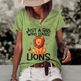 Just A Girl Who Loves Lions Cute Lion Animal Costume Lover Women's Short Sleeve Loose T-shirt Green