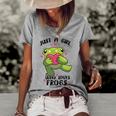 Cute Frog Just A Girl Who Loves Frogs Funny Frog Lover Gift For Girl Frog Lover Women's Short Sleeve Loose T-shirt Grey