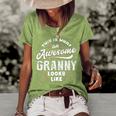 Granny Grandma Gift This Is What An Awesome Granny Looks Like Women's Short Sleeve Loose T-shirt Green